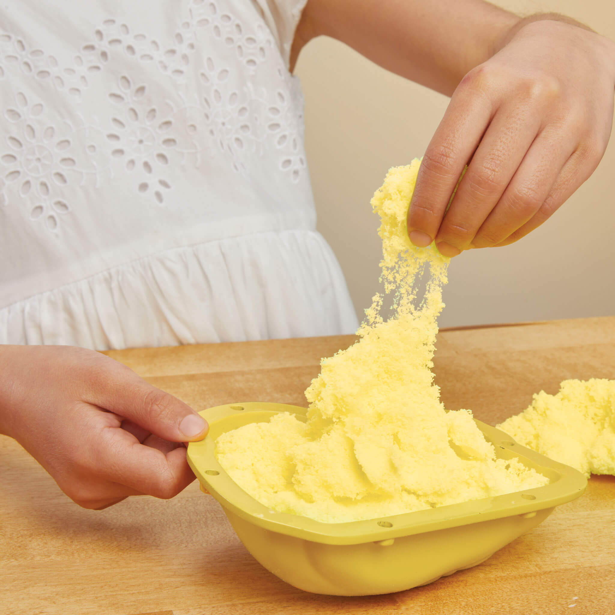 Creative Chefs™ Bluey™ - Duck Cake Kit - Image 4